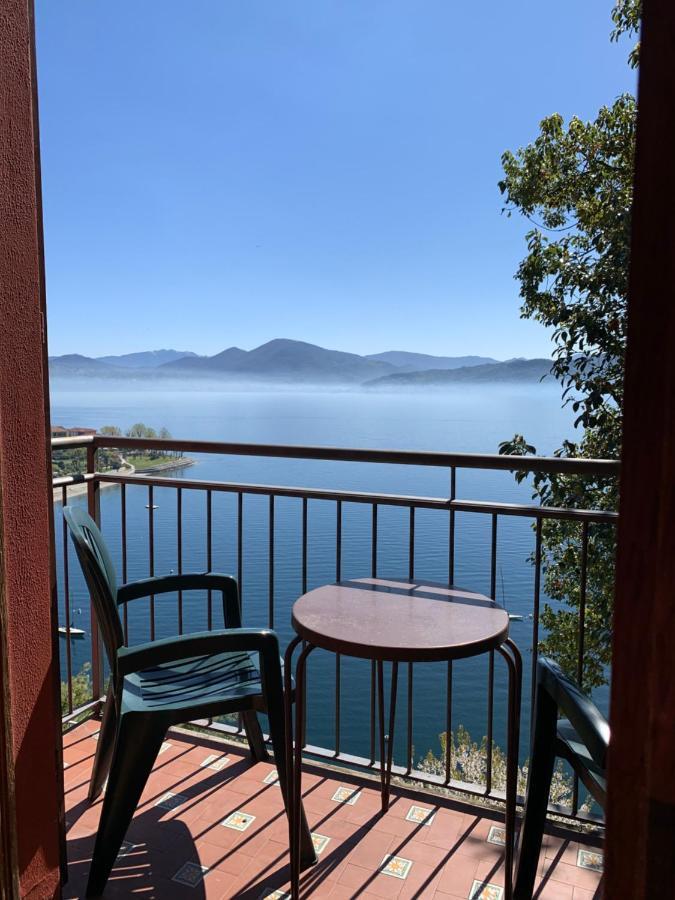 Villa Angelina Guest House カンネロ・リヴィエーラ エクステリア 写真