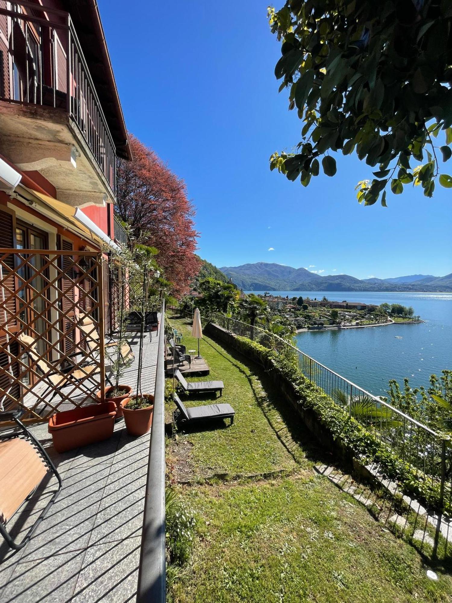 Villa Angelina Guest House カンネロ・リヴィエーラ エクステリア 写真