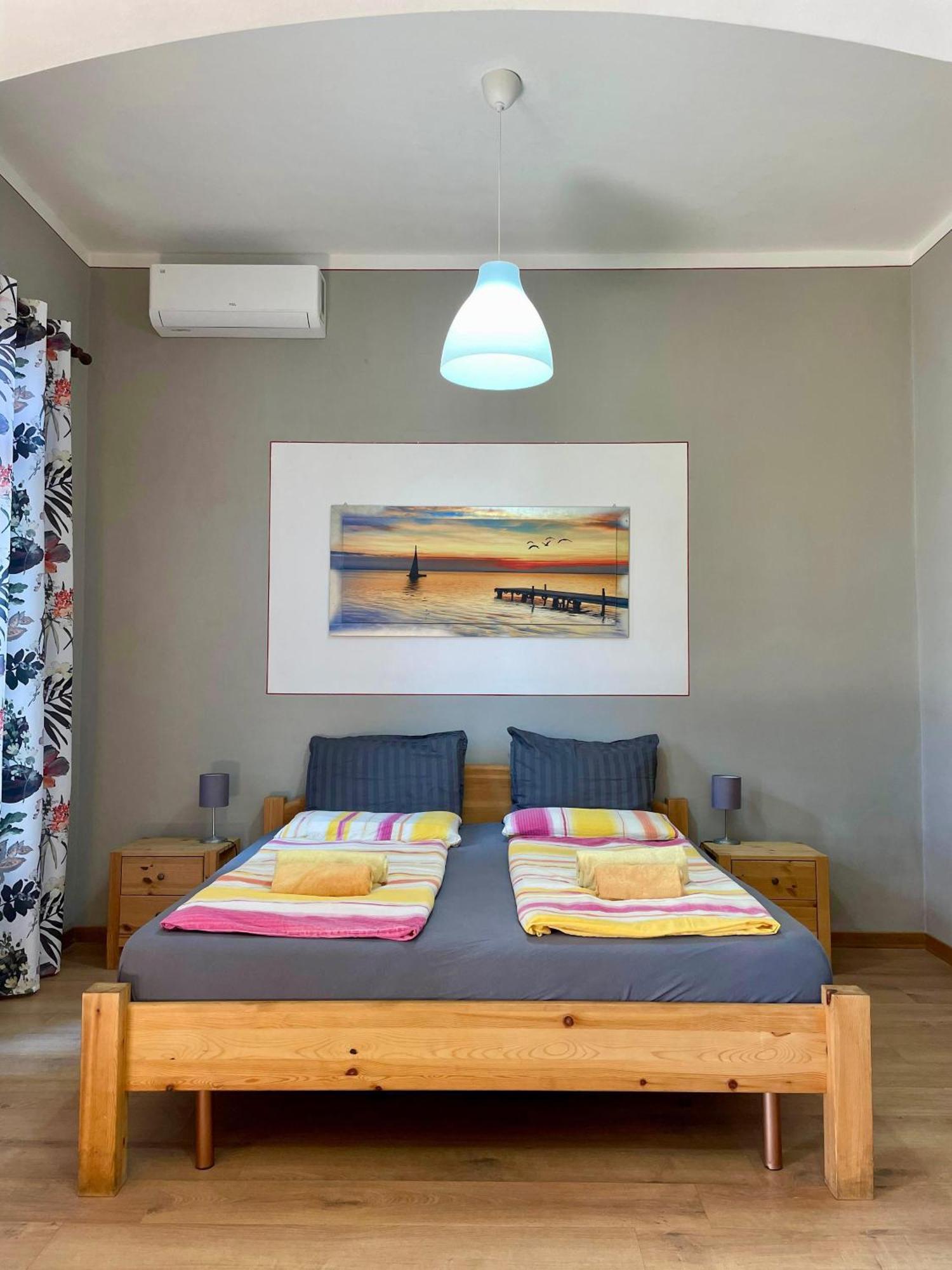 Villa Angelina Guest House カンネロ・リヴィエーラ エクステリア 写真